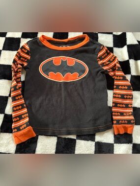 Free on bundle 3T Batman shirt